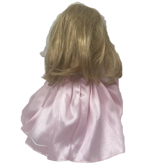 Precious Moments Doll 9" Enchanted Fairy Tale Sleeping Beauty Linda Rick - Picture 5 of 16